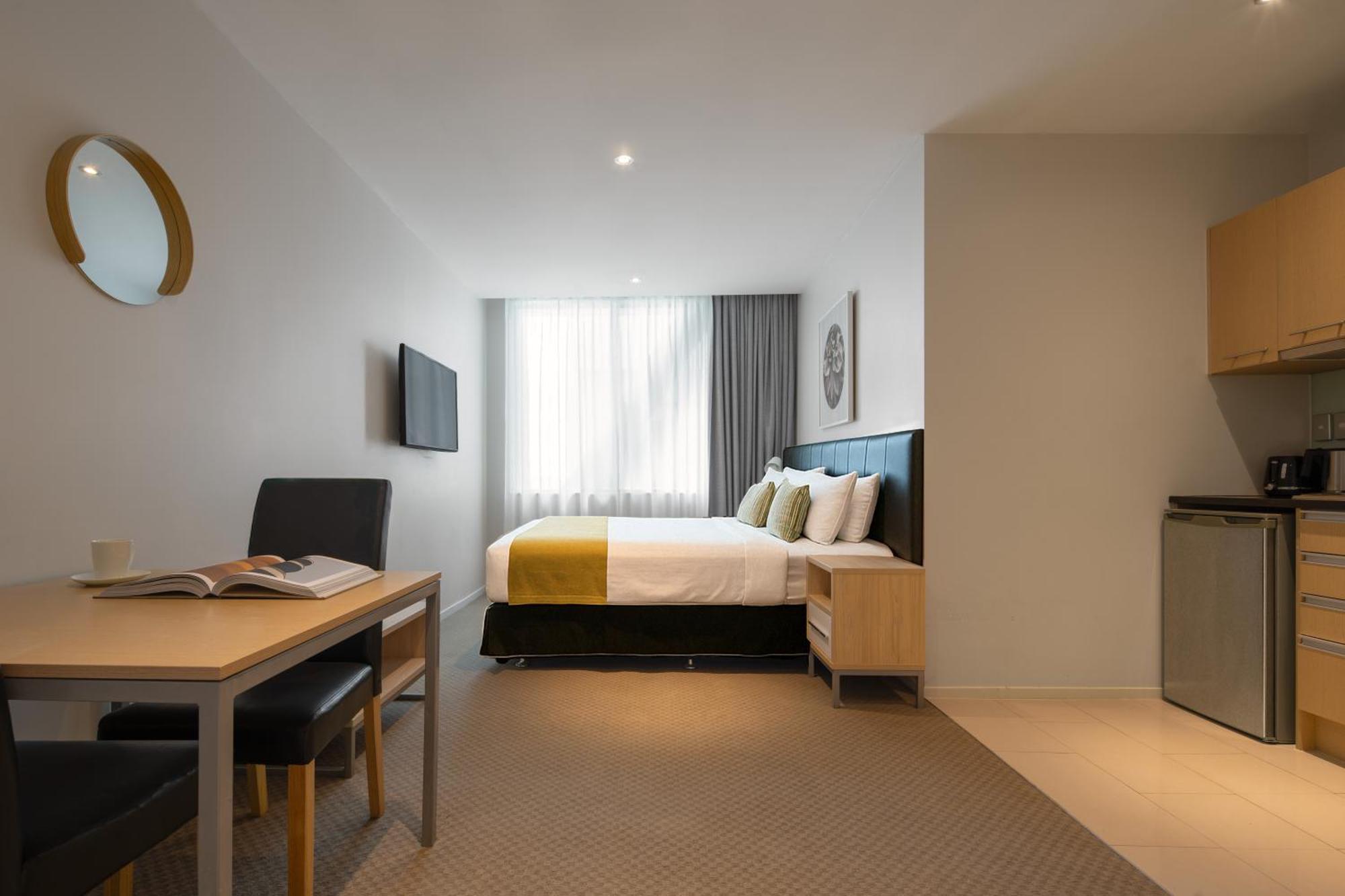 Quest On Hobson Serviced Apartments Окленд Екстер'єр фото