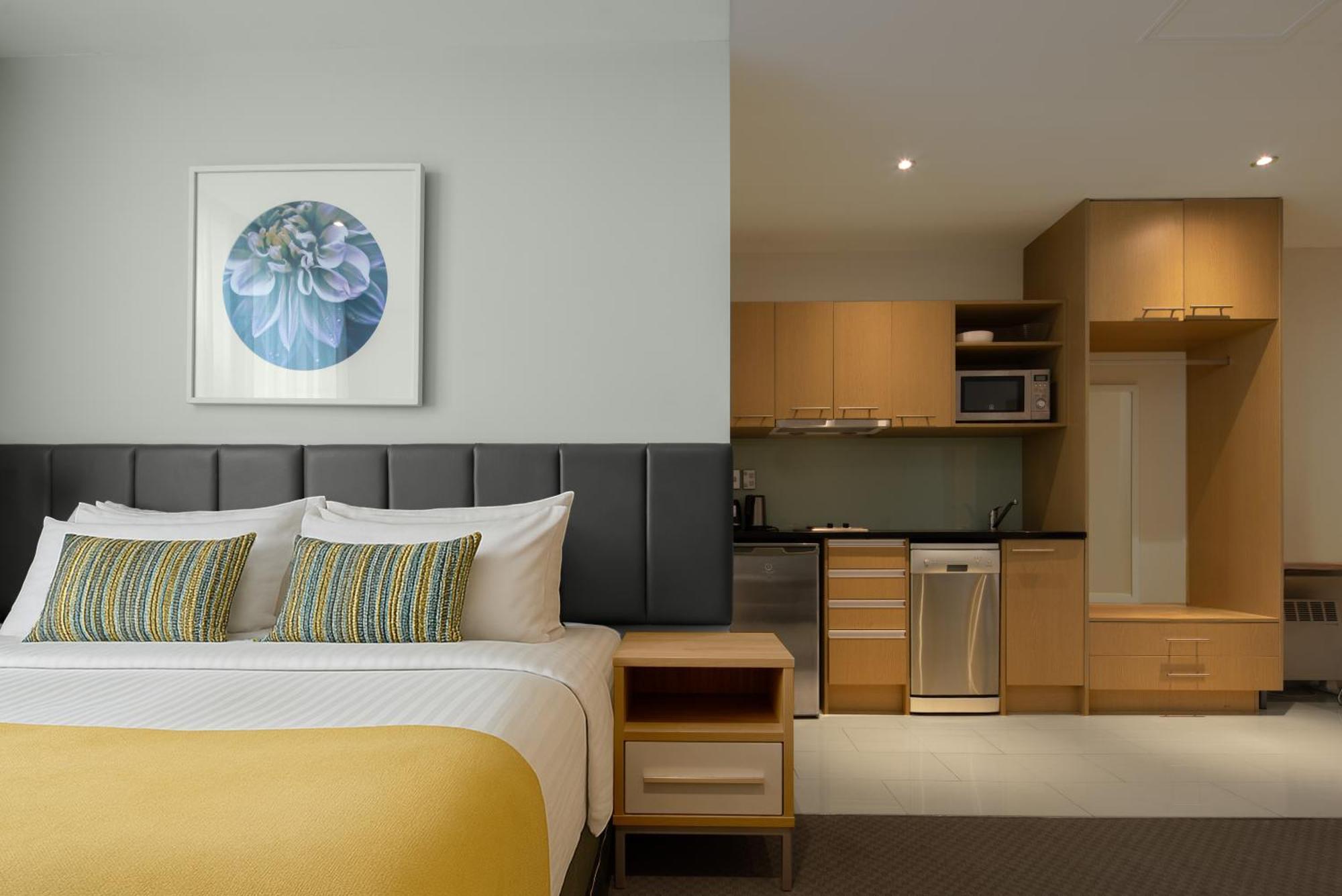 Quest On Hobson Serviced Apartments Окленд Екстер'єр фото